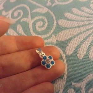 Small Flower Pendant - Free With any purchase!